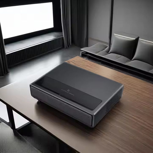 Últimas noticias de la empresa sobre Proyector FLYIN M1 lanzado: 4K ultra-short throw, espacio pequeño también puede disfrutar de la experiencia de cine de pantalla gigante de 300 pulgadas