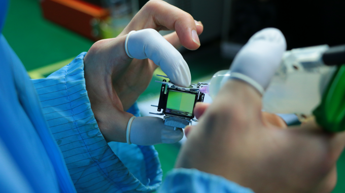 Flyin 2025 Proyector l&aacute;ser profesional 3LCD 4K 7200 Ansi Lumens Ultra Hd 3840x2160 Alto brillo para educaci&oacute;n empresarial Lugares grandes Salones de banquetes Escenas 14